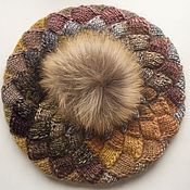 Hat female. Hat with double cuff and pompom