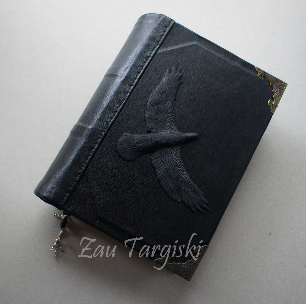 Гримуар книга теней с вороном, средний формат в интернет-магазине ...