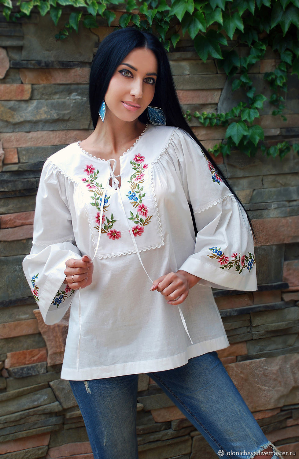 White blouse with hand embroidery 