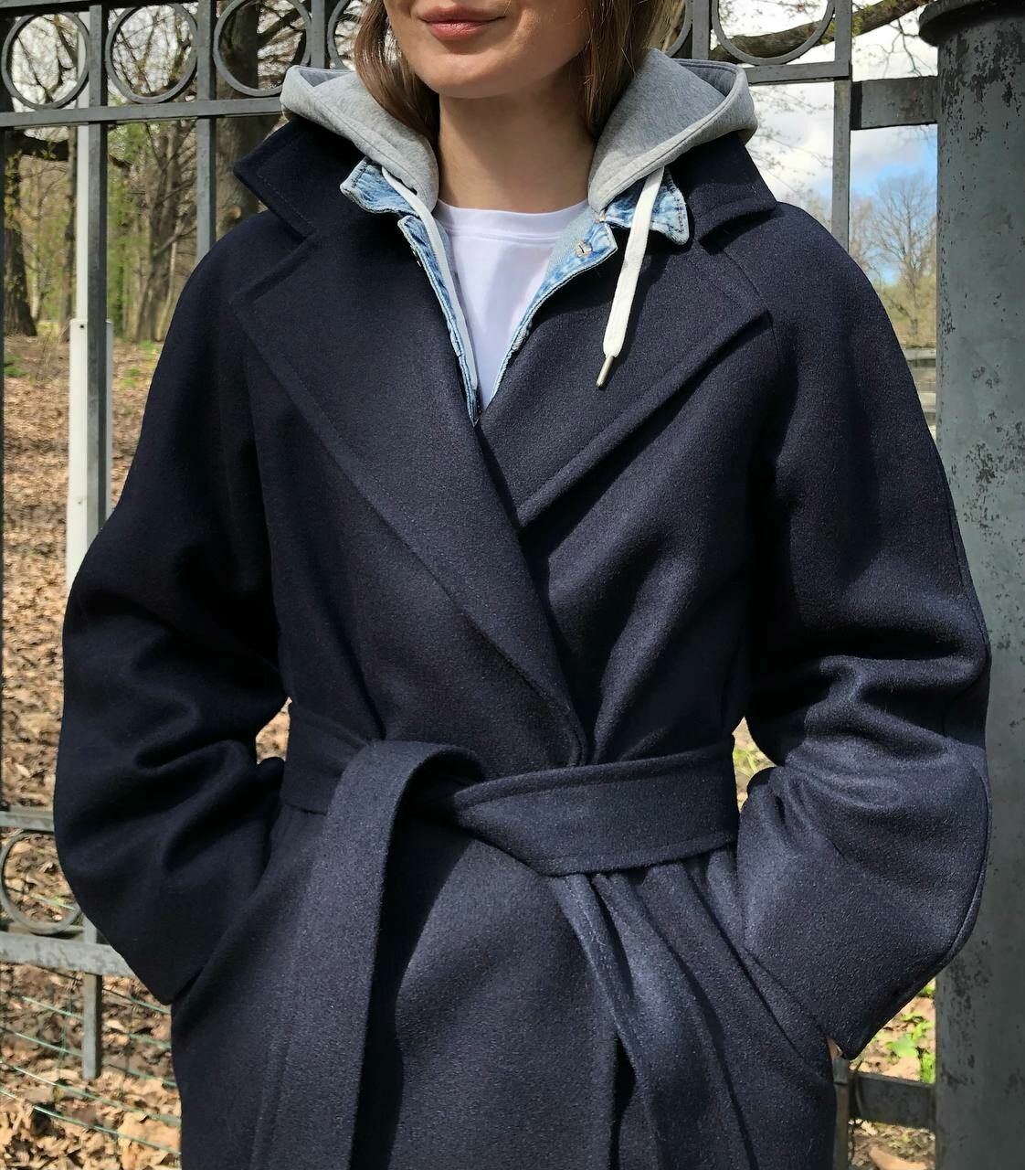 Пальто женское синее в стиле Max Mara. Пальто женское оверсайз купить винтернет-магазине Ярмарка Мастеров по цене 14500 ₽ – NW536RU
