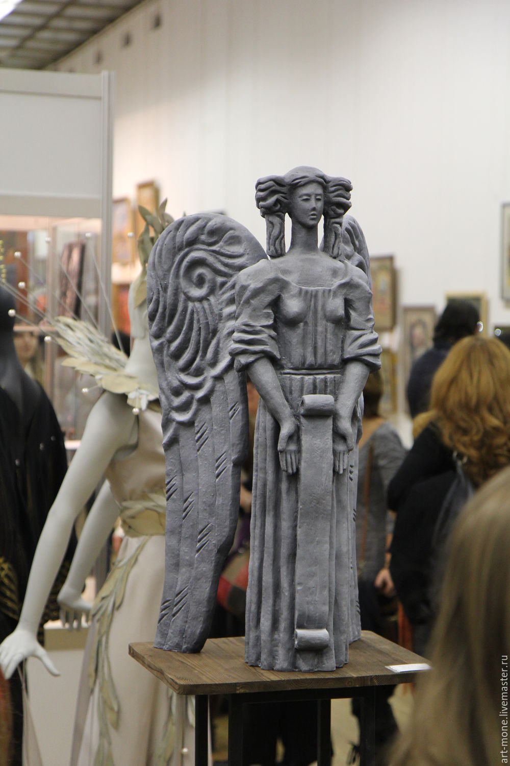 Владислав маслов скульптор. Георгий баранов скульптор кемерово. Бронзовая статуя изготовление. Скульптуры на заказ спринт. Левон лазарев скульптор.