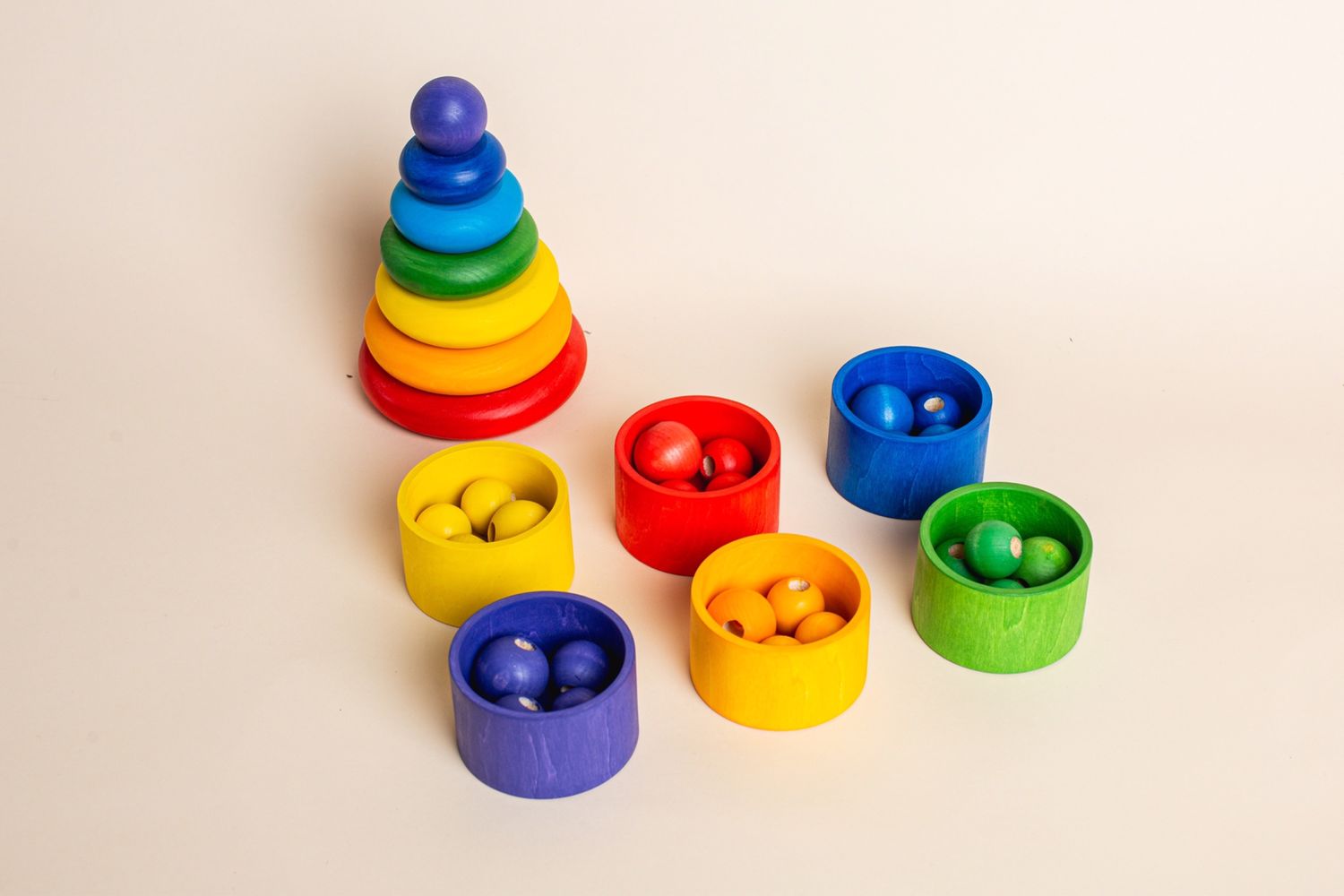 Набор 4 баночки с разноцветным содержимым от Art of Mini