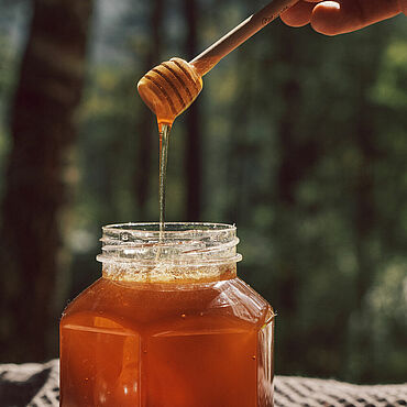 Фермерские продукты ручной работы. Ярмарка Мастеров - ручная работа Мёд натуральный: мед "Васильковый" 1,5 кг. Handmade.