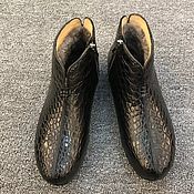 Обувь ручной работы handmade. Livemaster - original item Men`s shoes on a solid sole, leather alligator strap, black color.. Handmade.