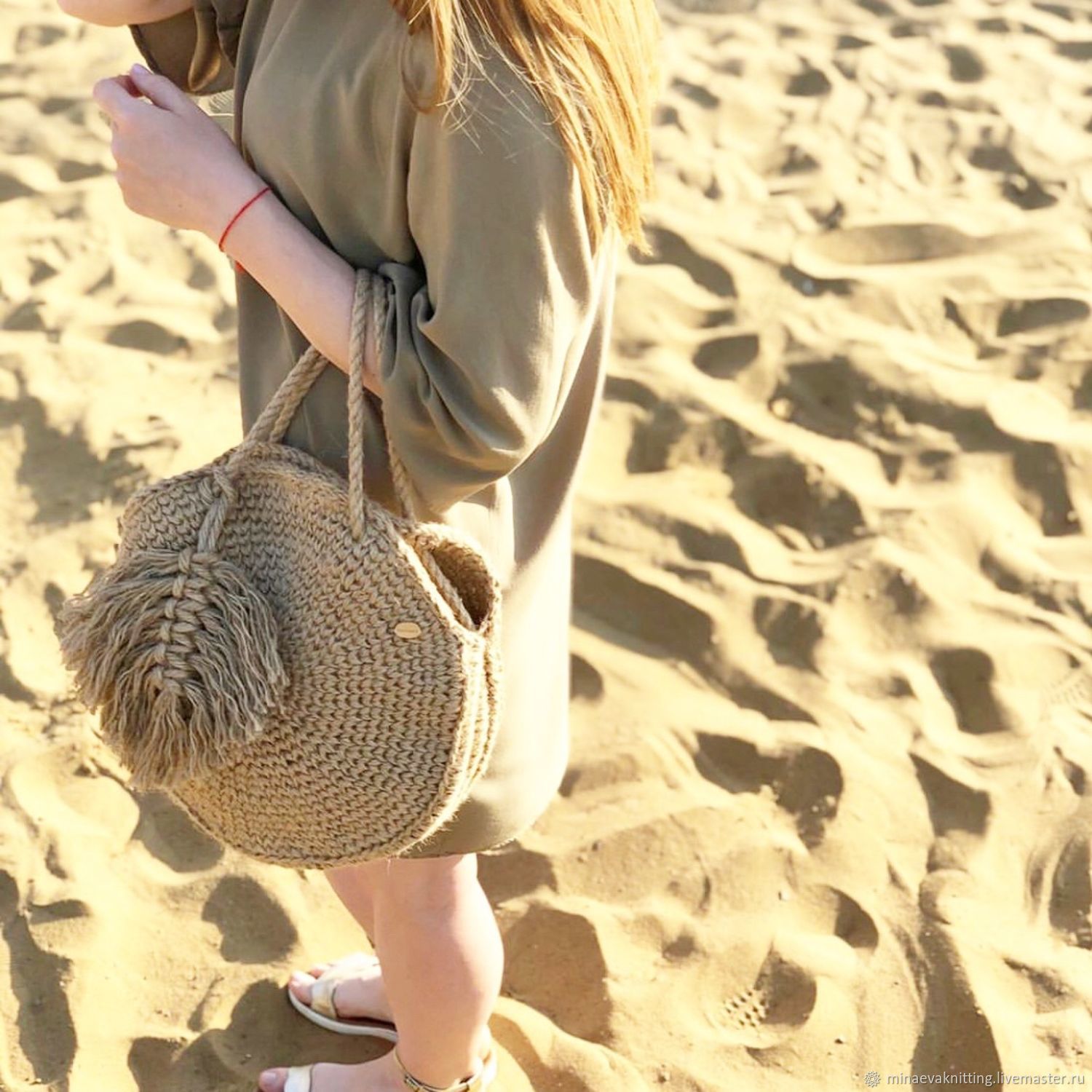 Плетеная пляжная сумка