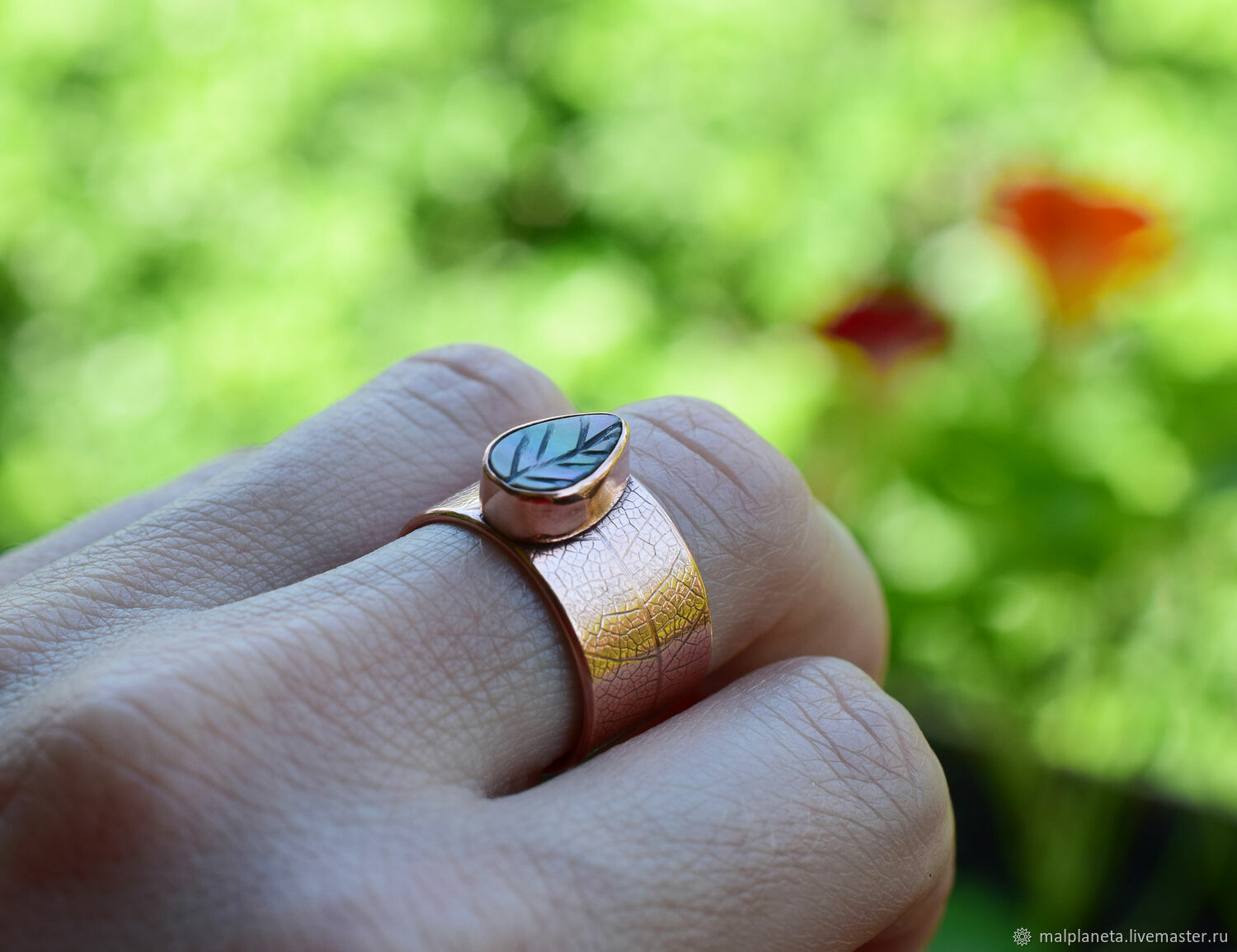 Медное кольцо с перламутром, медное широкое кольцо с прожилками листа ...
