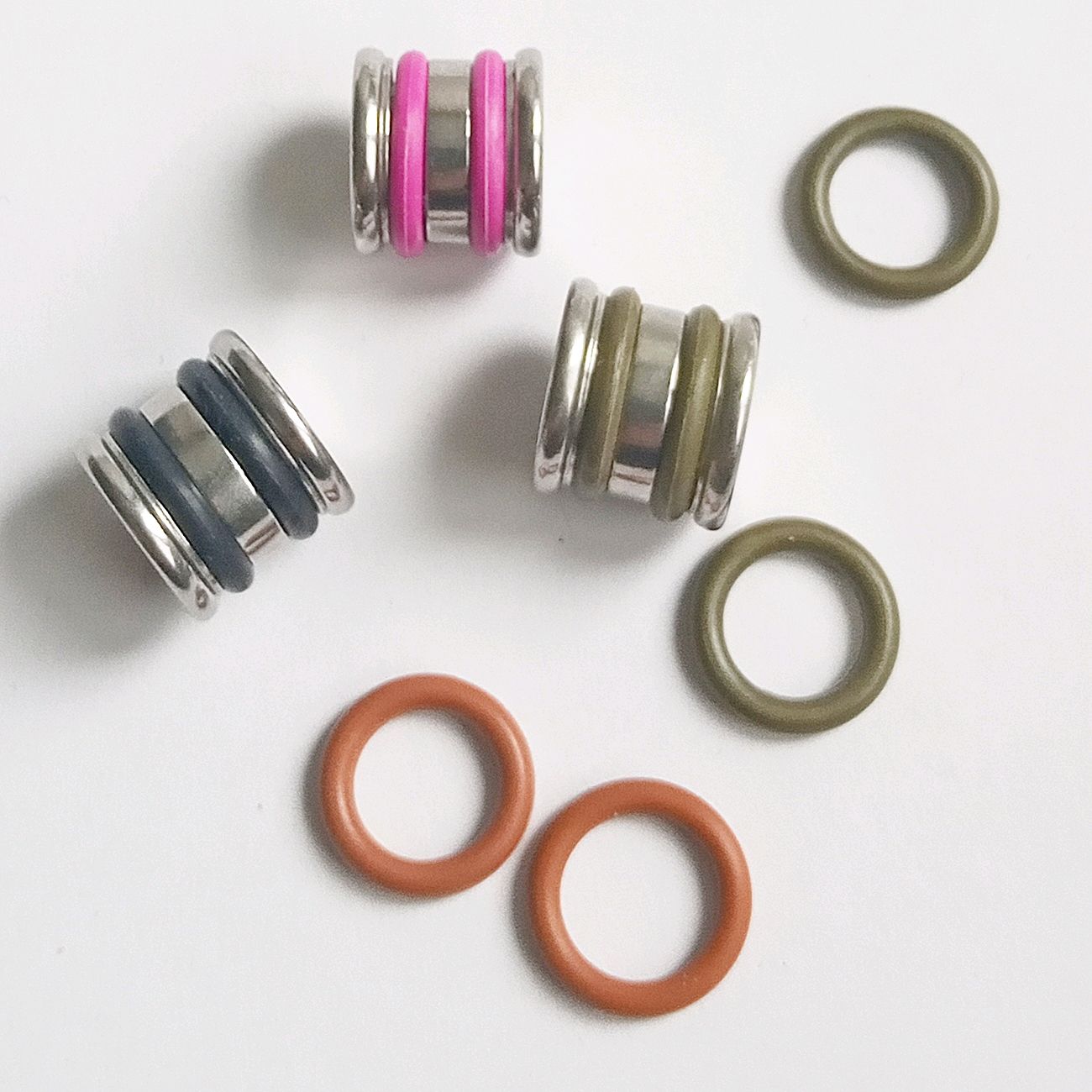 Бусина с прорезями под силиконовые колечки, отв.5,5 мм, нерж.сталь ...