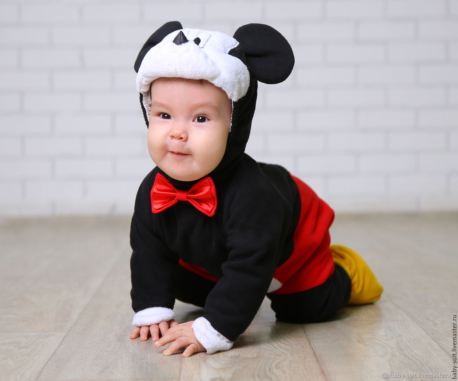 Baby boy. Baby suit. Baby suit. малыш в костюме мышонка. костюм львенка для мальчиков.