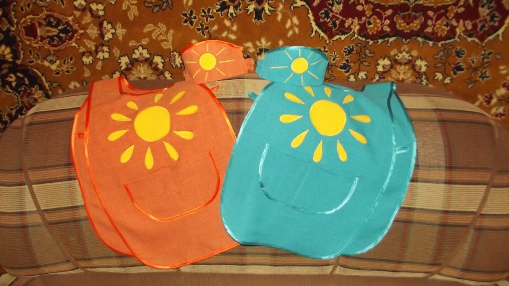 Фартучки для дежурных в детском саду.