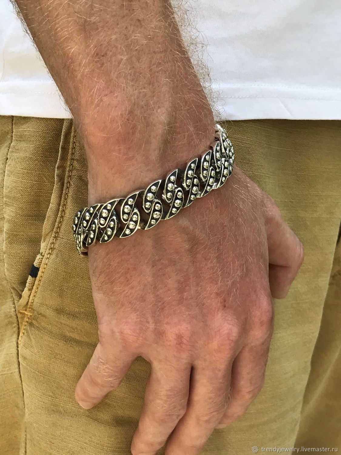 Плетения мужских браслетов на руке