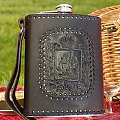 Сувениры и подарки handmade. Livemaster - original item Flask of 560 milliliters (20 ounces) in leather, handmade. Handmade.