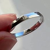 Золотое кольцо помолвочное 585 пробы с фианитом