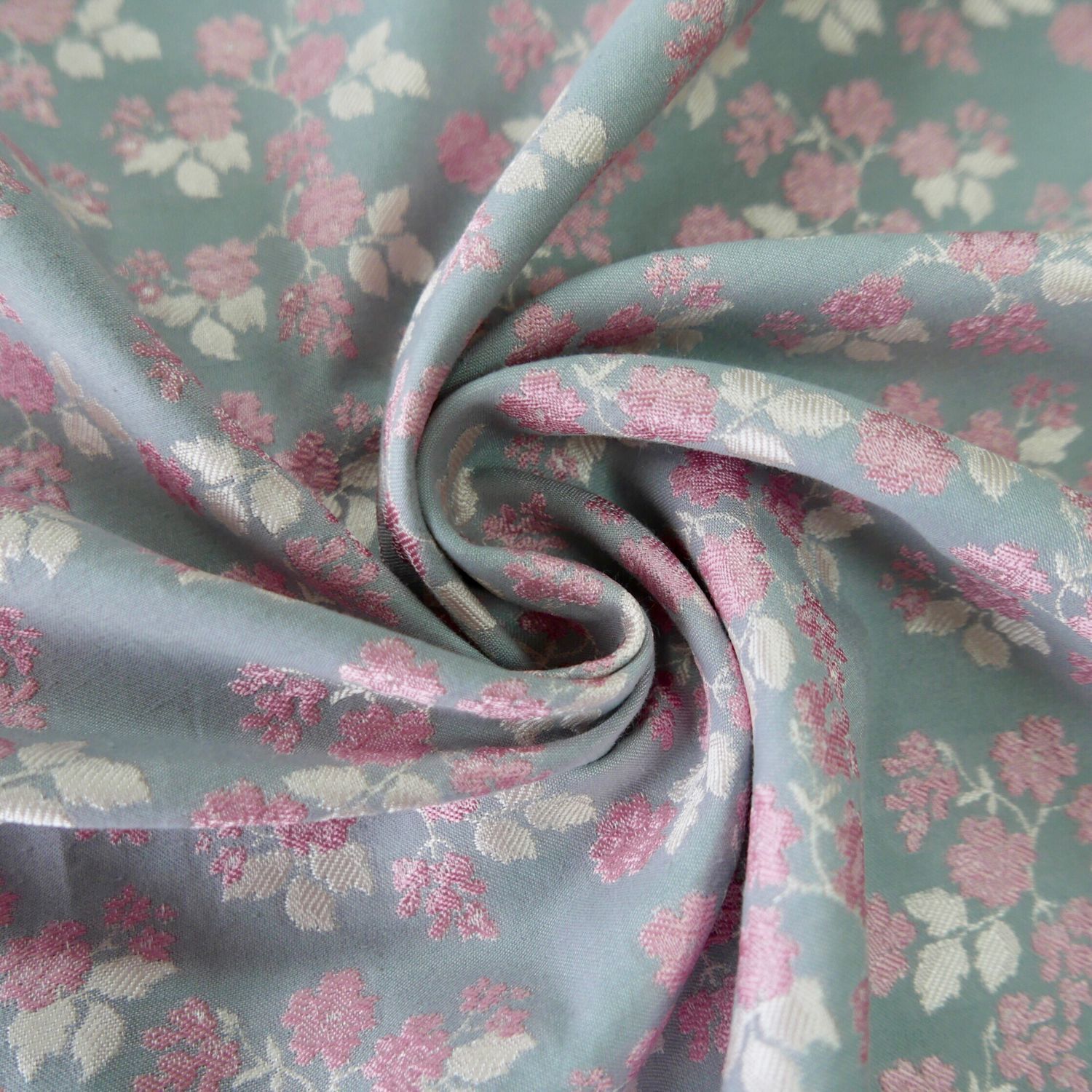 Жаккардовая ткань с хлопком и вискозой купить в интернет-магазине ...