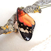 Украшения handmade. Livemaster - original item Resin Butterfly Wing Pendant Orange Black Resin Jewelry Set. Handmade.
