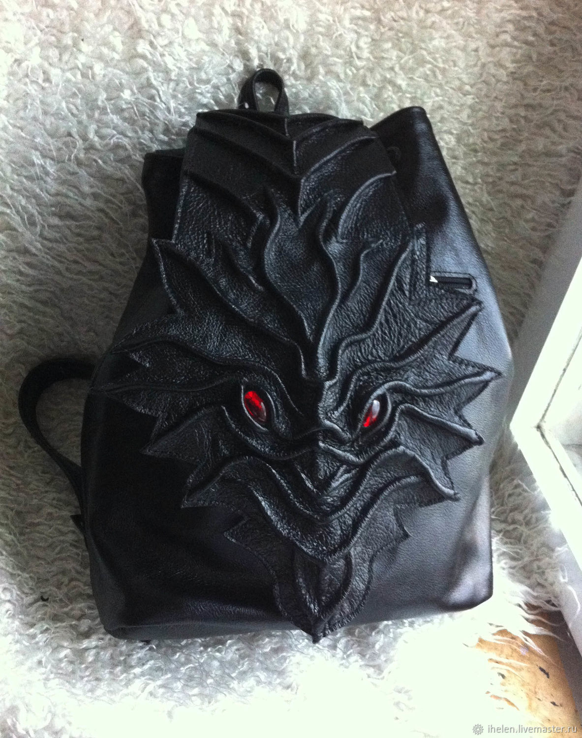 Black shop dragon backpack