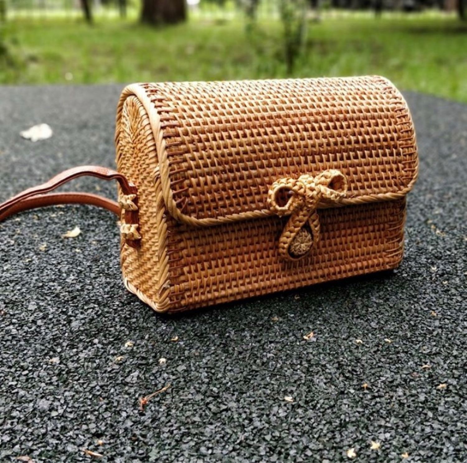 Деревянная сумочка