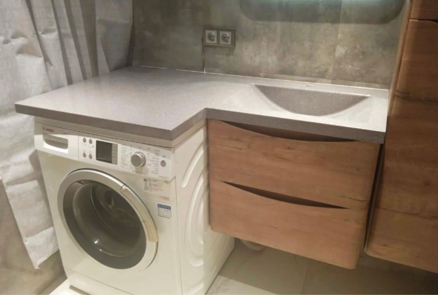 Столешница из искусственного камня в ванной