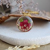 Украшения handmade. Livemaster - original item Pendant with real flowers. A pendant with a red flower as a gift to a girl. Handmade.