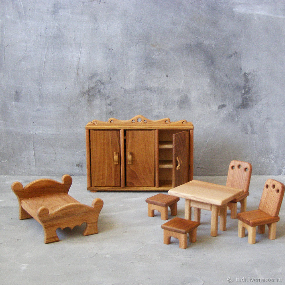 Набор деревянной мебели для кукол