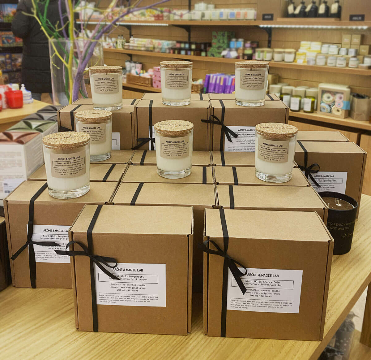 ARÔME & MAGIE LAB в магазинах Республика*