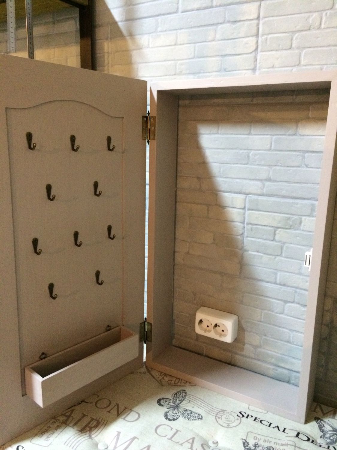декоративный шкаф для электросчетчика