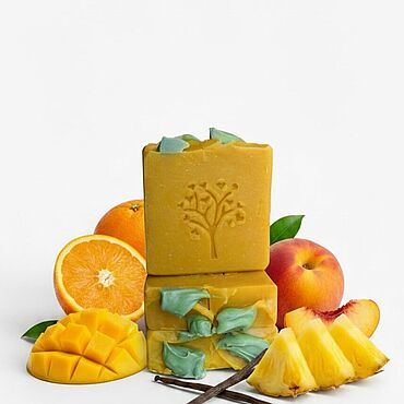 Косметика ручной работы. Ярмарка Мастеров - ручная работа Мыло: Mango Love натуральное мыло с шелком на овсяном молочке. Handmade.