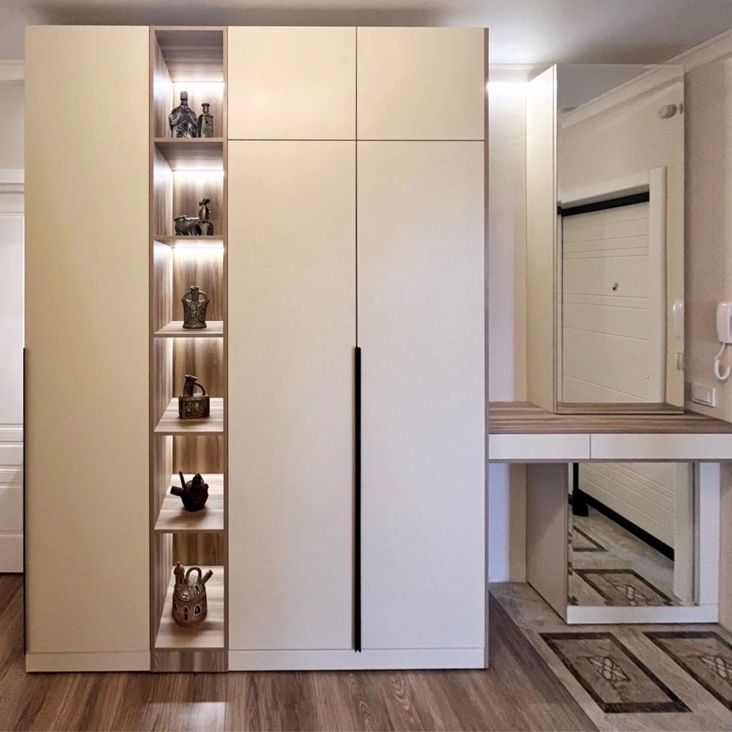 Шкаф Plaza 0007 купить по цене 50000 рублей напрямую от Plaza в Тюмени