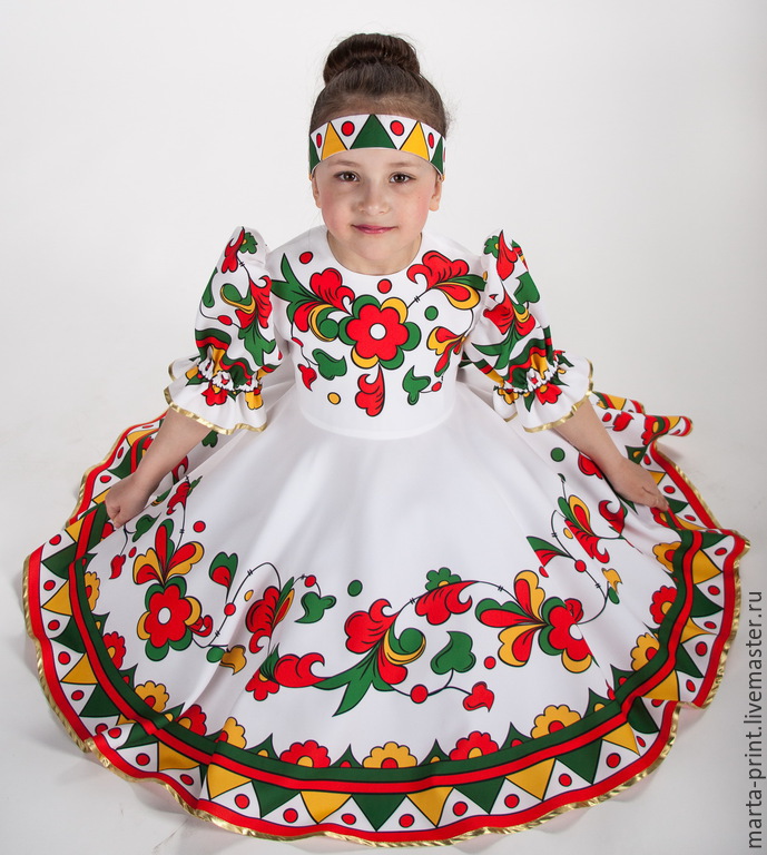 Русский народный костюм на девочку