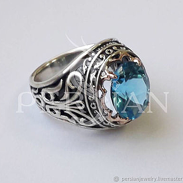 Женское серебряное кольцо 925 пробы. Вставка: Лунный камень