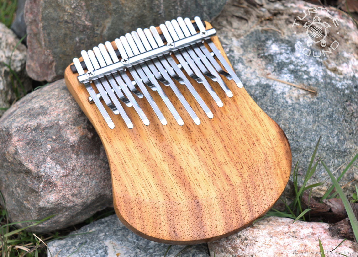 Что такое калимба. Калимба Мозеръ Florin kmkm-2. Каримба музыкальный инструмент. Калимба каримба Ducat kmkm-1. Калимба Африканская аутентичная.