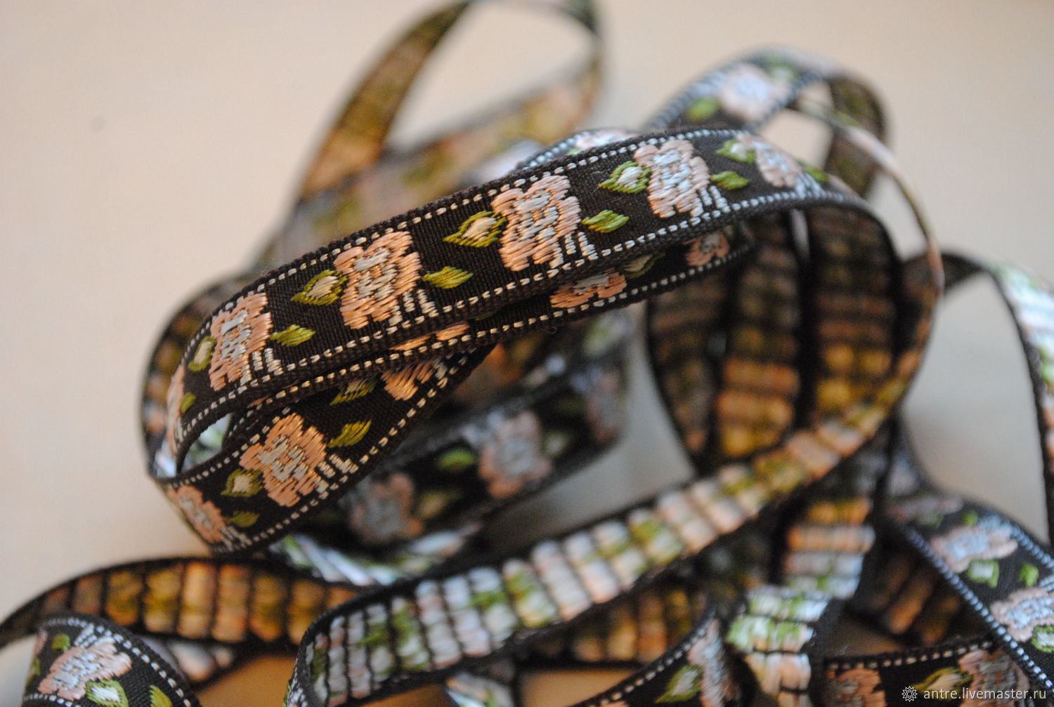 Тесьма репс с вышивкой "Розы" Англия купить в интернет-магазине Ярмарка ...