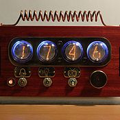 Настольные ламповые часы на индикаторах ИН-14 "Classic" (сапеле)