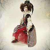 Деревянная кукла "Маленькая садовница"