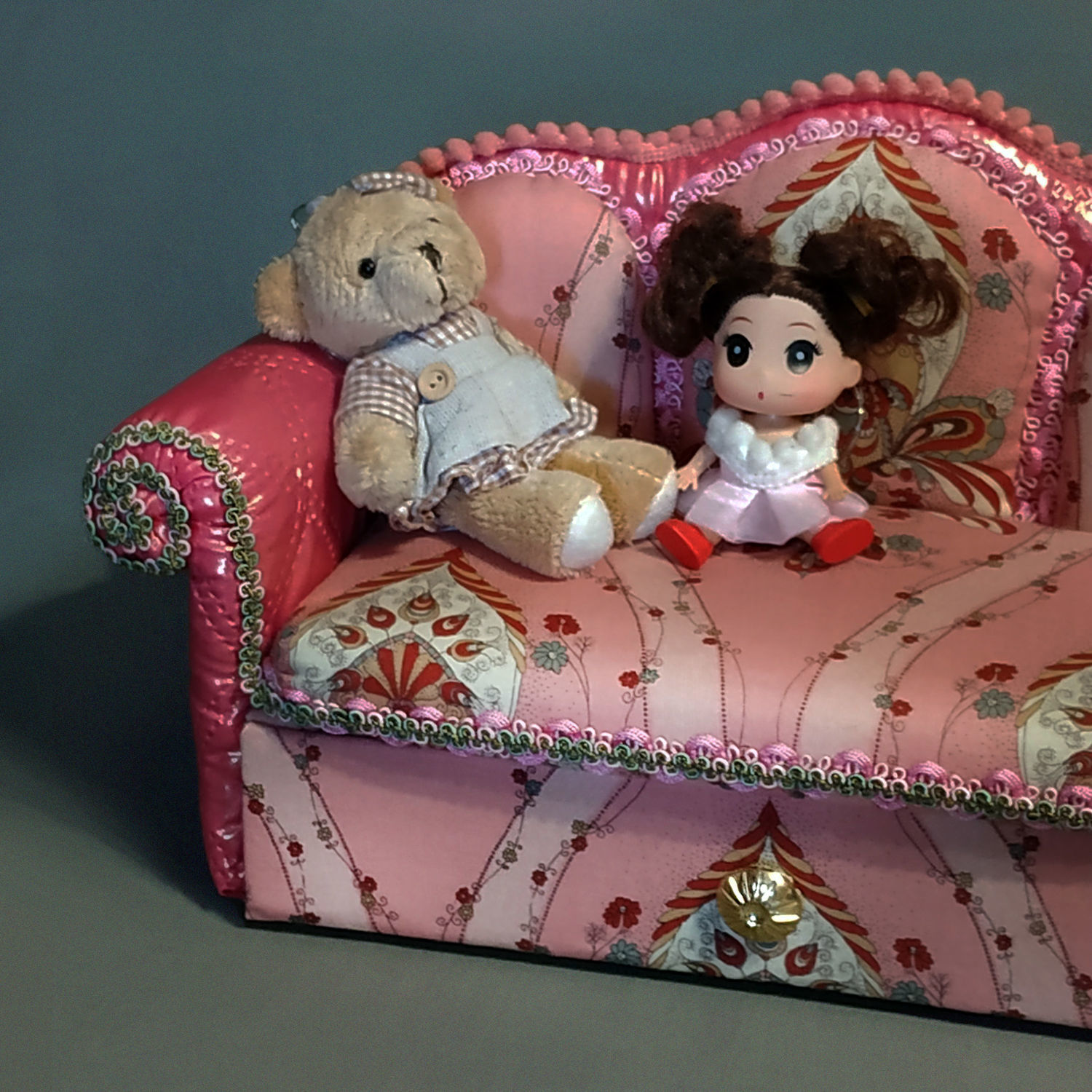 диван для кукол своими руками из губок