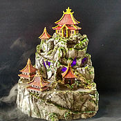 Сказочный замок - фонтан  "8 башен"
