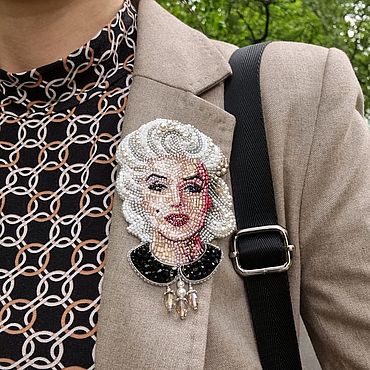 Украшения ручной работы. Ярмарка Мастеров - ручная работа Портретная брошь Мерилин Монро. Handmade.