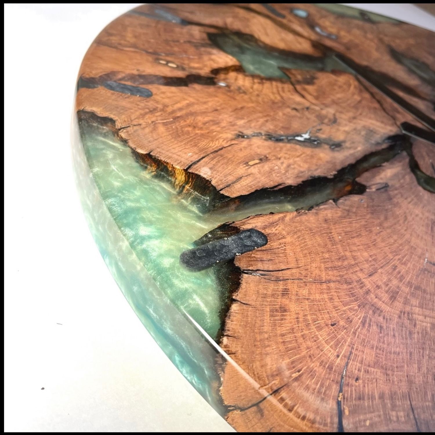 Часы 60см из эпоксидной смолы и дерева – купить онлайн на Ярмарке ...