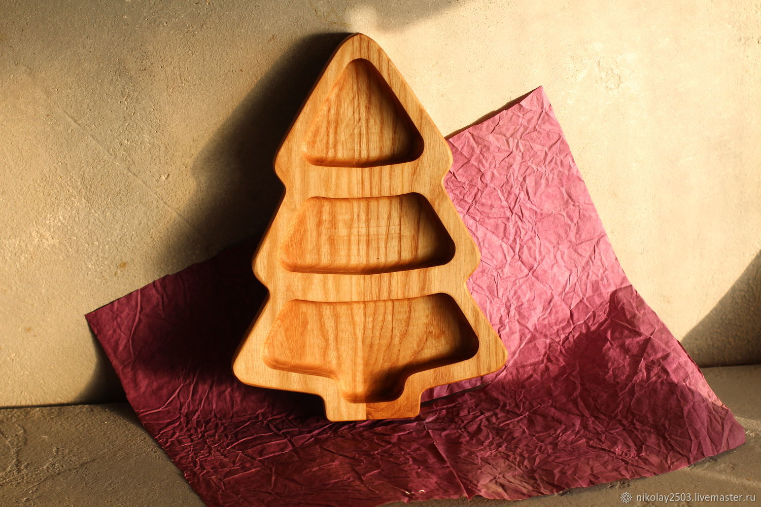 Wooden menazhnitsa ' Christmas Tree', Scissors, St. Petersburg,  Фото №1