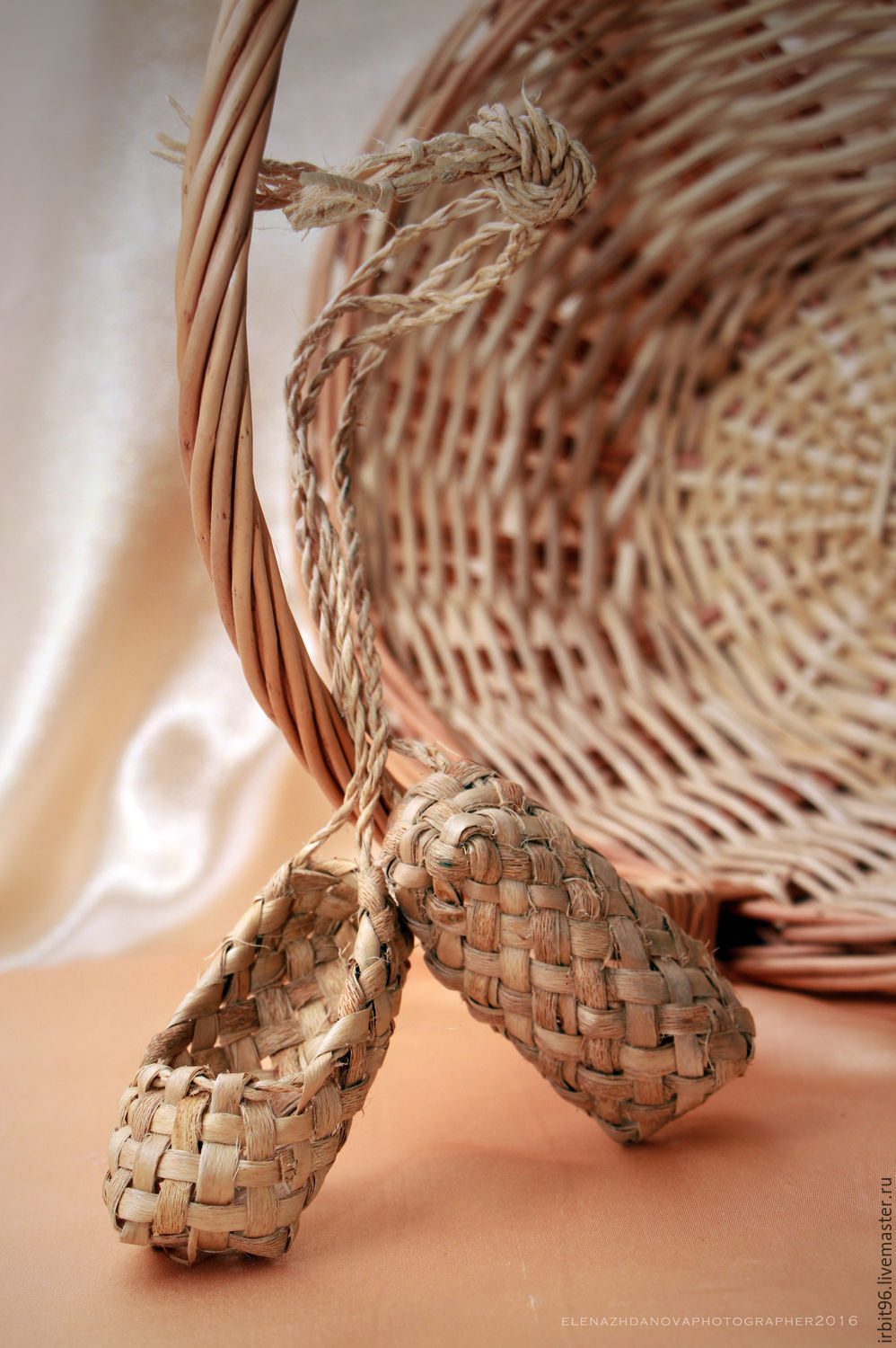 Лапти из липового лыка Настоящие купить в интернет-магазине Ярмарка ...