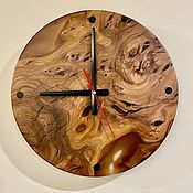 Для дома и интерьера handmade. Livemaster - original item Clock made of elm slab with epoxy resin (D380 mm.). Handmade.