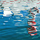 Картина Море абстрактная фотокартина для современного интерьера в ярком синем, красном и белом цвете. «Море любит паруса. Утренний этюд II» Отражение в морской воде, © Елена Ануфриева