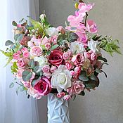 "Нежные мгновения" Букет искусственных цветов в вазе