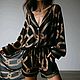 Гламурный костюм в пижамном стиле с эксклюзивным принтом. Пижамы. Dress2Impress (elenarhamore). Ярмарка Мастеров.  Фото №4