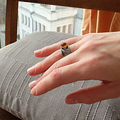 Ring: Amethyst ring 
