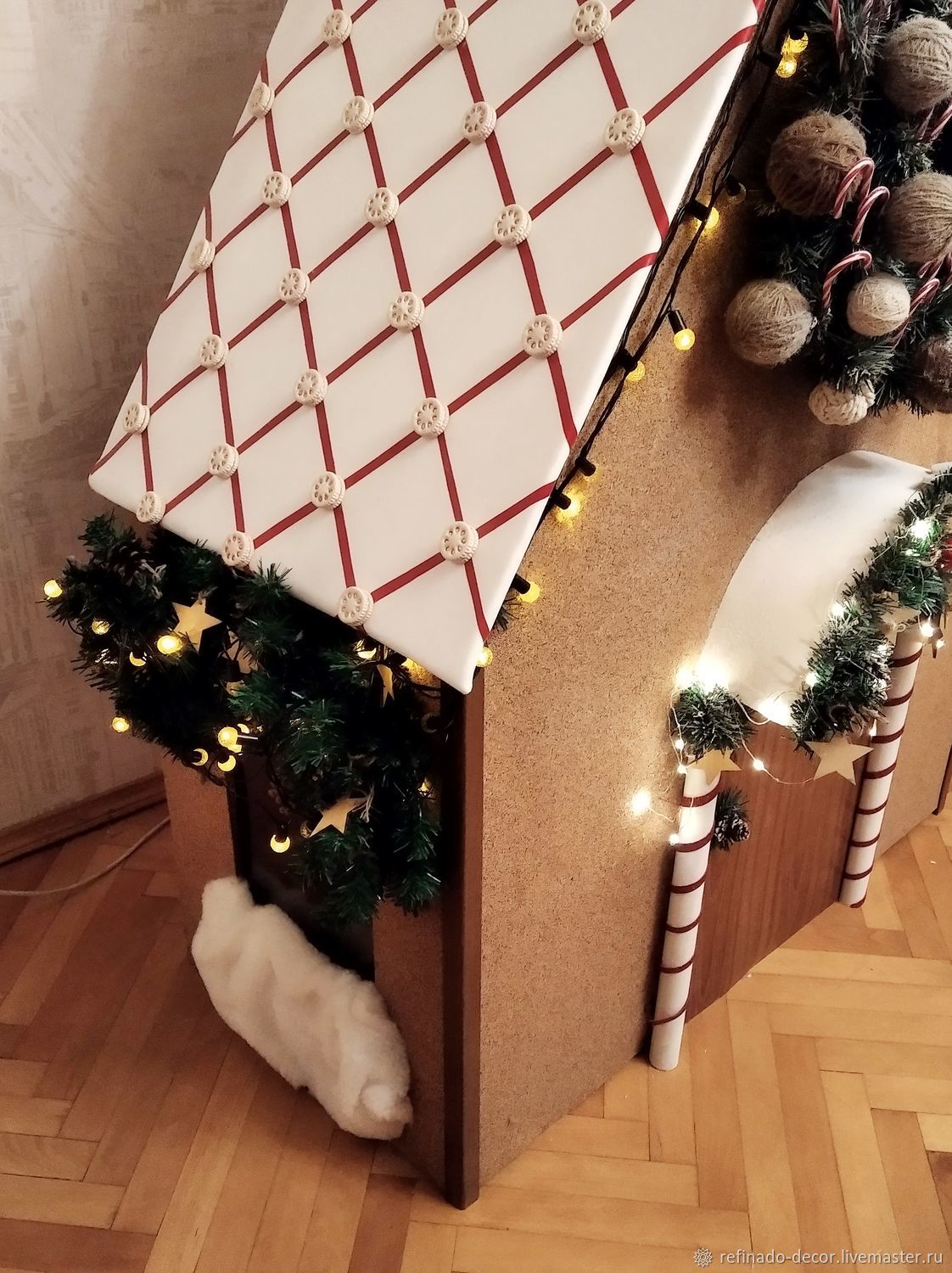 Большой Новогодний Дом Большой Новогодний Дом