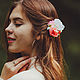 Заколка для волос с белой и розовой розами, ромашками и малиной. Заколки. Оксана (oxigfashion). Интернет-магазин Ярмарка Мастеров.  Фото №2