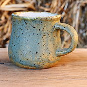 Посуда handmade. Livemaster - original item The mug is green with speckles. Handmade.