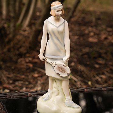 Винтаж ручной работы. Ярмарка Мастеров - ручная работа Винтаж: Royal Doulton статуэтка теннисистка "Emily", Англия, 1996 г.. Handmade.