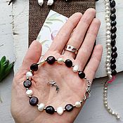 Украшения handmade. Livemaster - original item Bracelet genuine pearls and garnet. Handmade.