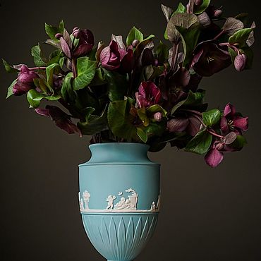 Винтаж ручной работы. Ярмарка Мастеров - ручная работа Винтаж: WEDGWOOD ваза в неоклассическом стиле, Англия, 2003 г.. Handmade.